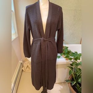 ATHLETA SCENIC WRAP-walnut brown size medium